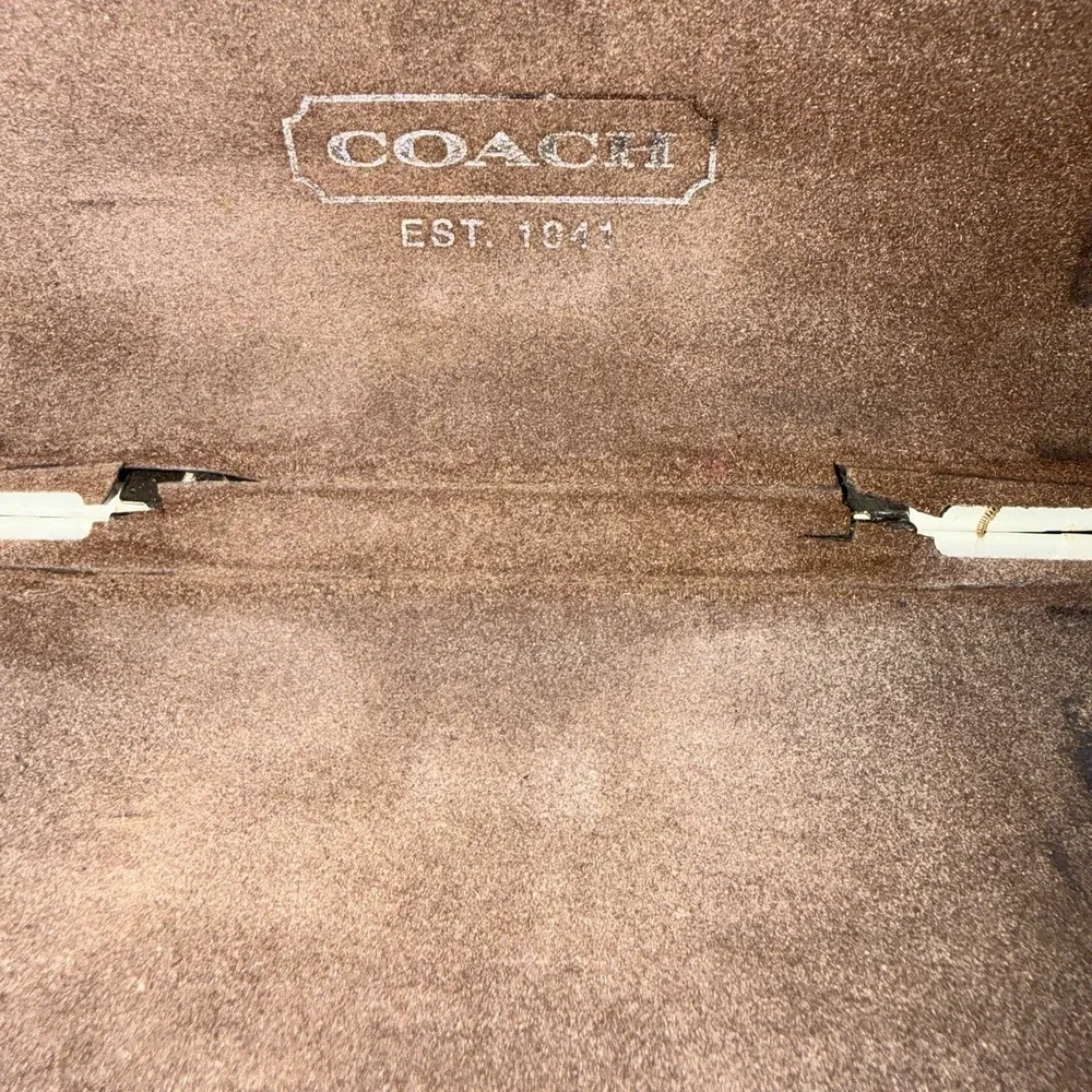 Coach Eye Glass Case ONLY‎ Hard Hinged White Clam Shell With Logo, Imperfections